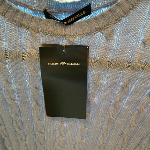 Brandy Melville Brianna Cotton Cable Knit Sweater - Picture 3 of 4